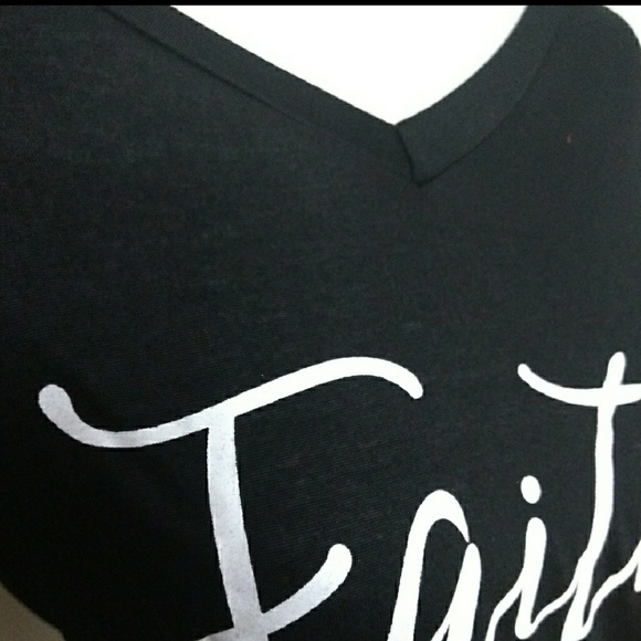 Brand new Whimsical t-shirt - Picture 3 of 4